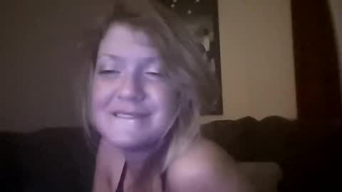 sheseemsinnocent online show from October 18, 4:27 am