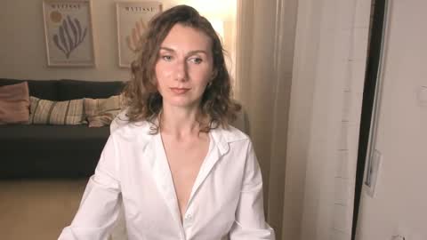 shesleepsnaked online show from February 25, 8:21 pm