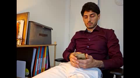 shhervin online show from May 1, 1:27 pm