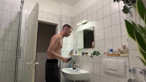 phil. online show from November 3, 5:58 pm