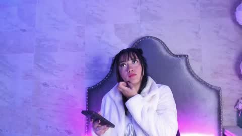 Alli  online show from December 13, 1:12 pm