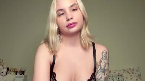 Lina online show from January 7, 2:16 am