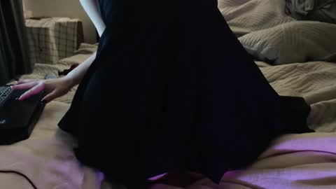 shinoa hiirag online show from April 29, 9:19 pm