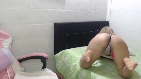 shira evans40 online show from March 5, 12:38 am