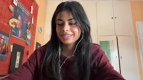 Karin online show from May 3, 8:42 am