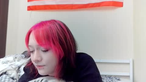 Luna online show from February 17, 8:08 pm