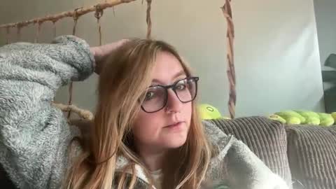 short sweetpea online show from March 2, 11:29 am