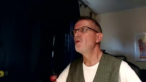 shrewtamer online show from July 14, 2:16 am
