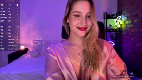 Alice online show from November 2, 2:44 am