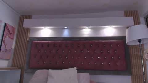 cherry online show from April 25, 1:13 pm