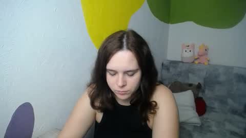 shy_lil online show from November 14, 2:30 pm