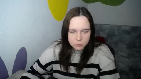 shy_lil online show from December 5, 2:26 pm