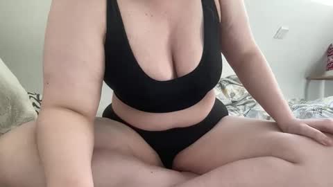 shybaby909 online show from March 15, 11:02 am