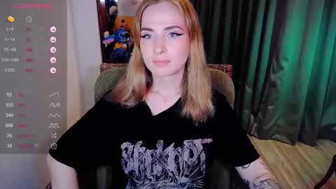 Effie online show from November 12, 4:42 pm