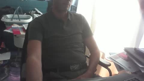 Snapshot of shyfrenchcock chatting on October 16, 9:31 am shyfrenchcock online show from October 16, 9:31 am