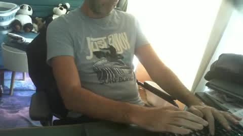 shyfrenchcock online show from June 20, 12:00 pm