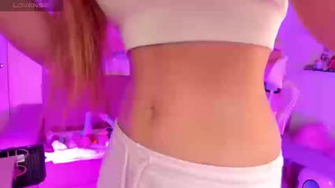 shygoddess_69 online show from September 13, 1:13 pm