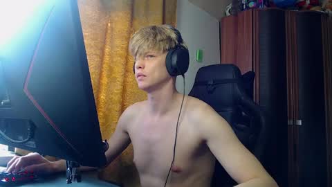 Tom and Betty online show from April 9, 6:19 am