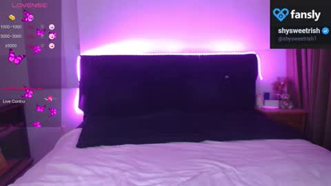 shysweetrish online show from November 19, 3:28 am