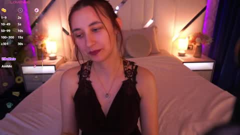 shyy_jany online show from June 9, 1:00 pm