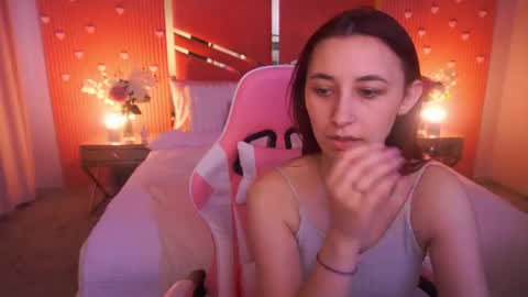 shyy_jany online show from June 27, 1:17 pm
