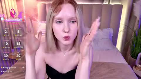 Sia online show from June 10, 12:37 pm