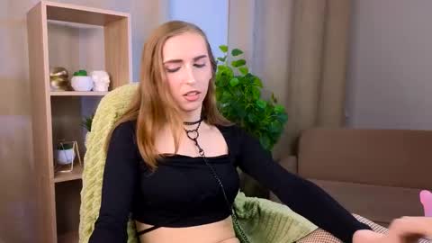 sia_see_you online show from November 18, 10:35 pm