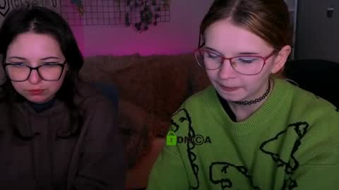 siana_ruby online show from April 7, 1:24 pm
