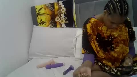 Sianrazia online show from May 19, 8:54 am