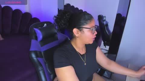 siara online show from October 31, 5:46 pm