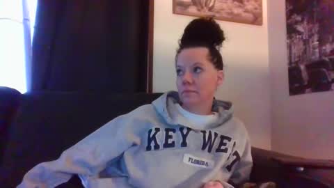 Mrs. St. Patrickk online show from January 4, 9:20 pm