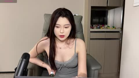 CC online show from May 8, 9:09 pm