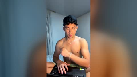 Luca online show from May 20, 2:30 am