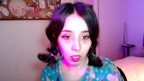 silkbite online show from April 20, 4:26 am