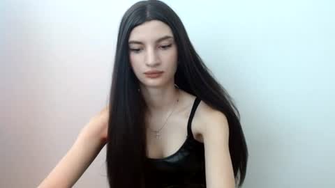 Camilla online show from July 29, 7:08 am