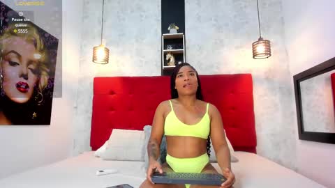 Snapshot of silvannafit chatting on February 23, 11:22 am Silvana Fit  online show from February 23, 11:22 am