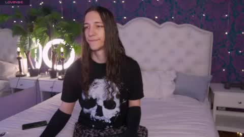 silvermuse online show from June 9, 10:09 pm