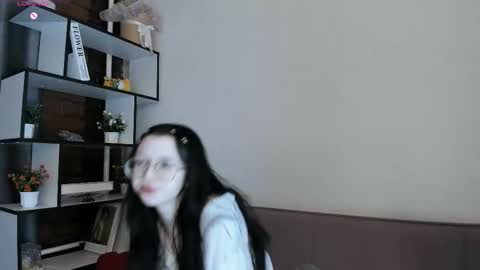 Alice online show from March 27, 9:16 pm