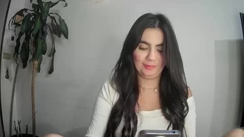 Snapshot of silviecollins chatting on March 12, 2:30 am Silvie online show from March 12, 2:30 am