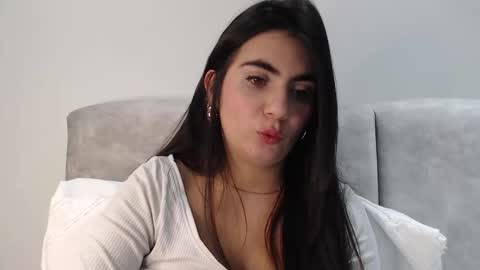 Snapshot of silviecollins chatting on October 29, 1:29 am Silvie online show from October 29, 1:29 am