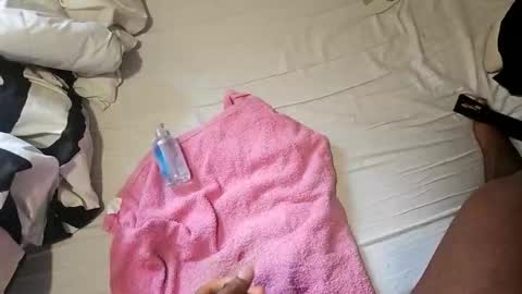 simmo7117 online show from April 17, 7:55 am