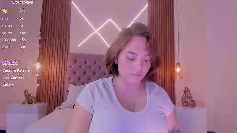 simonastar_ online show from March 27, 3:13 pm