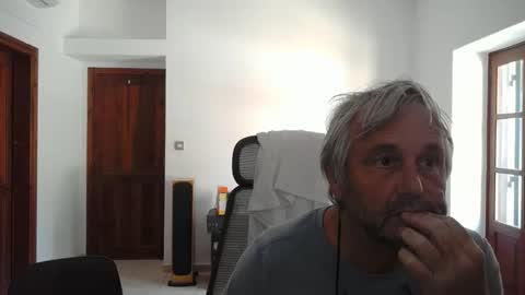 Simon online show from April 7, 12:18 pm