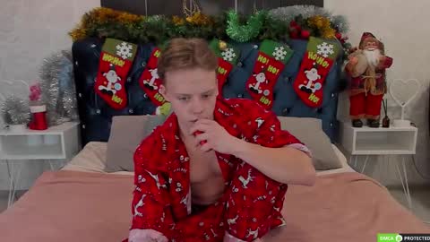 Simon online show from January 13, 8:33 am