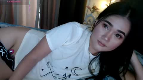 Adrianna Fowler online show from August 2, 5:20 am