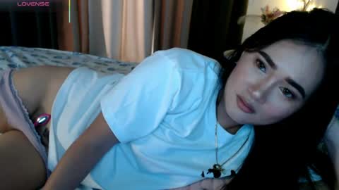 Adrianna Fowler online show from July 24, 4:09 am