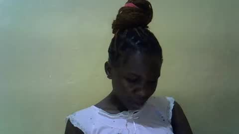 simplyloy33 online show from July 29, 6:02 am