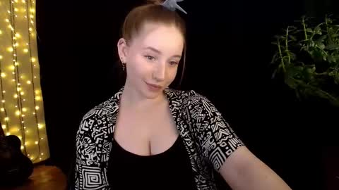 Sindi online show from September 14, 1:56 pm