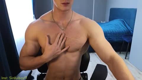 Snapshot of sinffuly chatting on October 18, 9:24 am Richard online show from October 18, 9:24 am