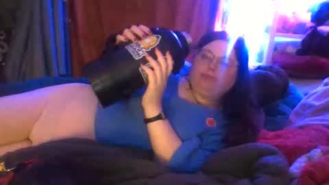 Siofra online show from November 27, 6:48 pm